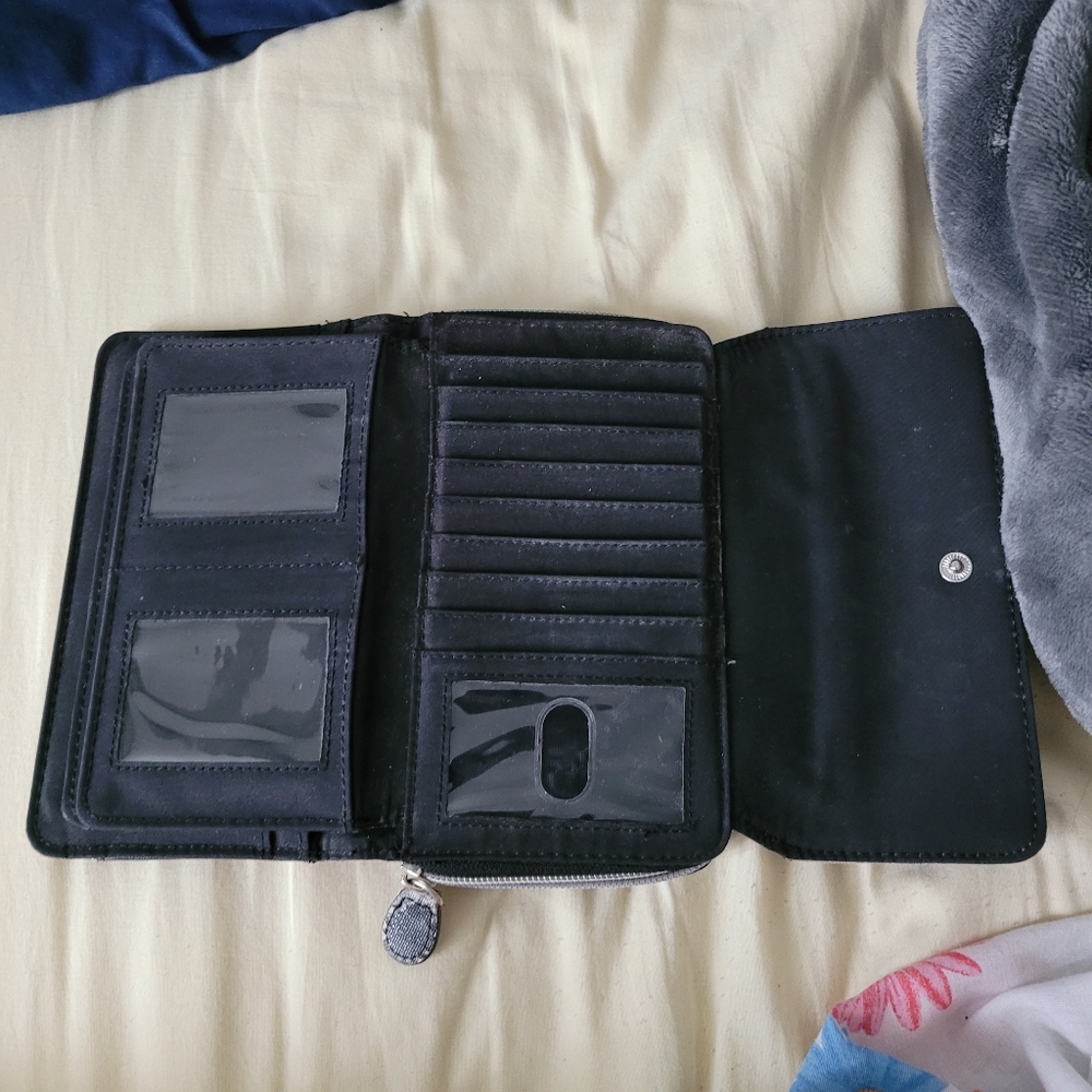 Wallet - Picture 6 of 6